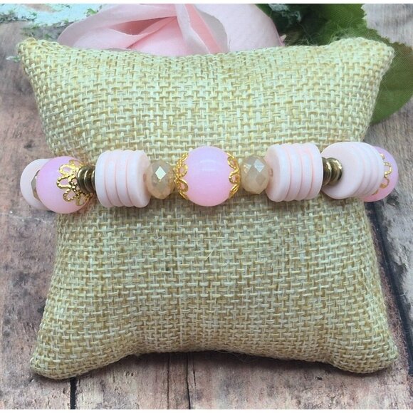 Lot of 2 Artisan Made Gold Tone & Pink Beaded Stretch Bracelet Shark Tooth Charm - Picture 6 of 9